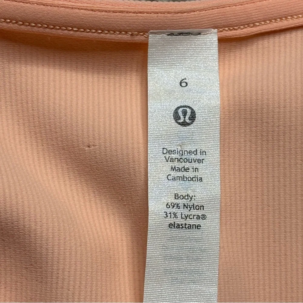 Lululemon Ribbed Contoured V-Neck Short Sleeve